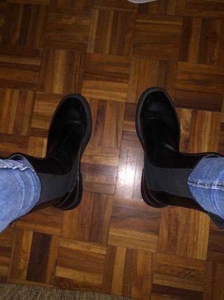 Botín  plano negro Zara