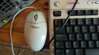 ORDENADOR SOBREMESA + PANTALLA + TECLADO.,