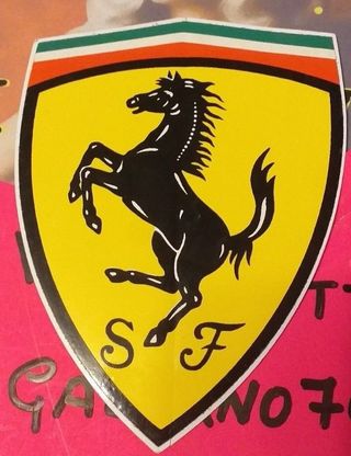 ADESIVO SCUDERIA FERRARI
