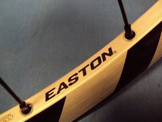 NUEVO Rueda Trasera 26" EASTON HAVEN 9x135 mm
