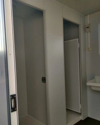 BAÑO MINUSVALIDOS CON CAMBIA BEBÉS