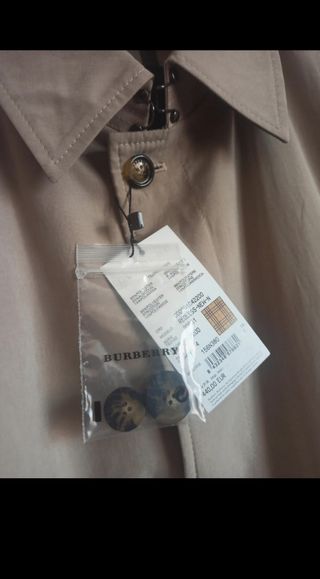 Gabardina de hombre Burberry.