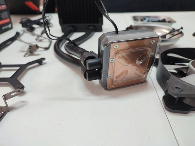 Corsair refigeración líquida h80i