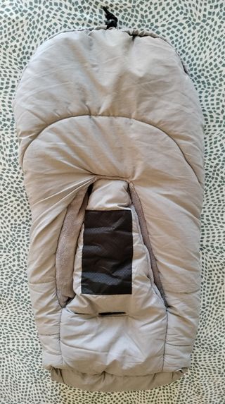 Saco invierno para carro grupo 0, marca NUVITA