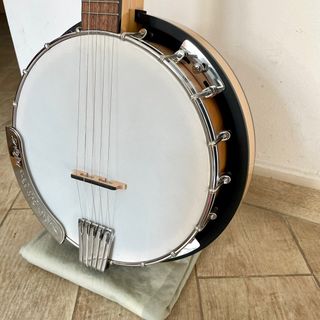 Banjo Gold Tone CC-100R 5 cuerdas caja resonancia