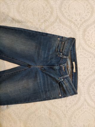 Levis 712 talla 26 