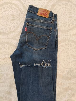 Levis 712 talla 26 