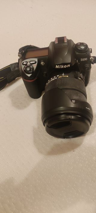 Nikon D200