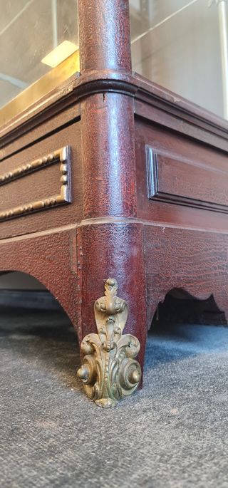 Vitrina de Caoba Alfonsina