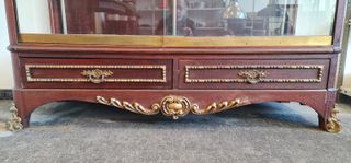 Vitrina de Caoba Alfonsina