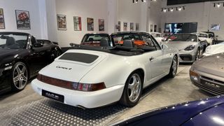 Porsche 964 Carrera 4 Cabriolet