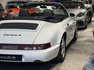 Porsche 964 Carrera 4 Cabriolet