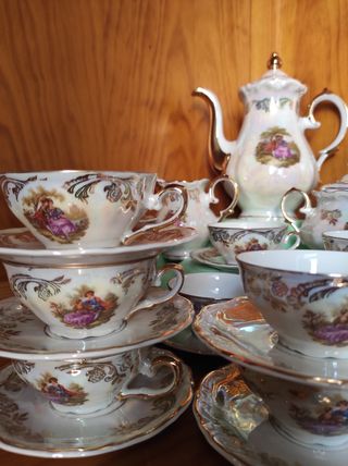 Juego de porcelana fina