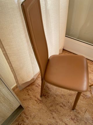 Sillas de comedor de cuero