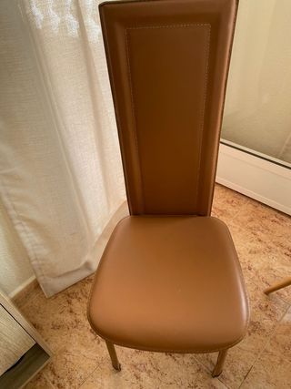Sillas de comedor de cuero