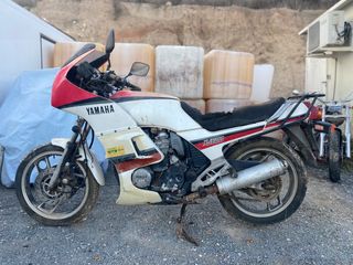 clasica moto Yamaha xj 600 51J 1984 de segunda mano por 600 EUR en