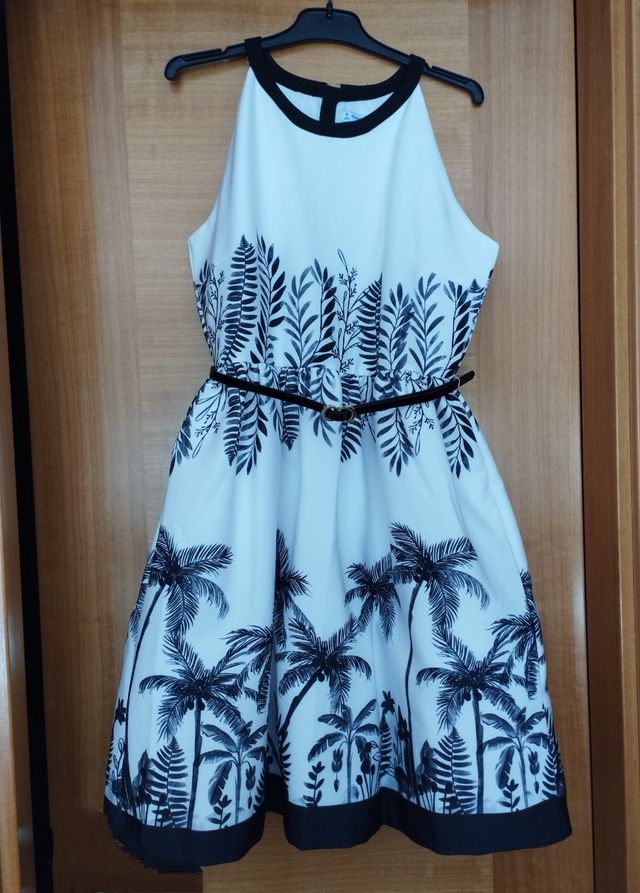 Vestido Mayoral con cinturón. Talla 16 o 162 cm