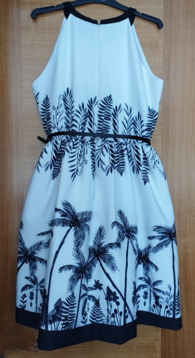 Vestido Mayoral con cinturón. Talla 16 o 162 cm