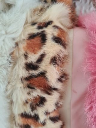 Cuellecitos PIEL, o bufandas 25€ UNIDAD