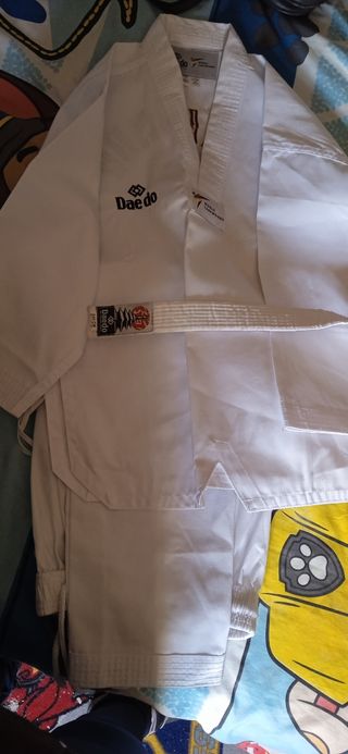 Traje taekwondo
