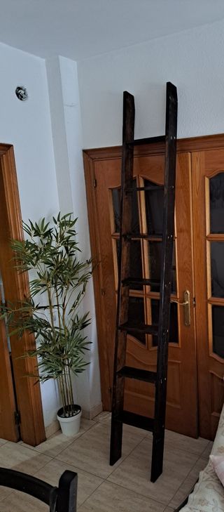 ESCALERAS DE MADERA HECHAS A MEDIDA Y A MANO
