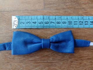 Pajarita piel legítima