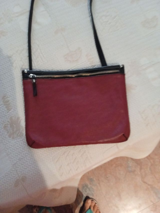 Cartera mano.