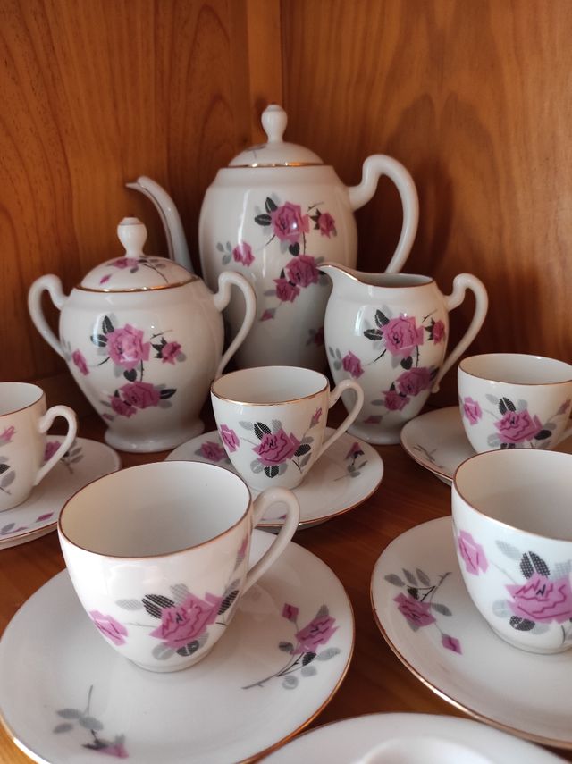 Servizio da tè e caffè in porcellana fine Limoges