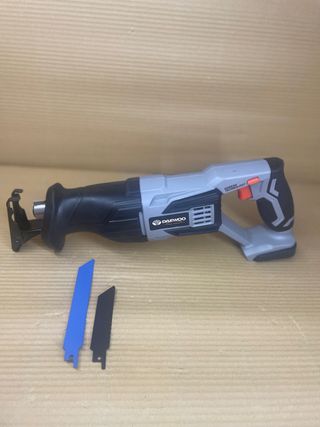 Caladora/Sierra lineal inalambrica daewoo DALRC18-