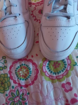 Zapatillas FILA sin estrenar N 33.5