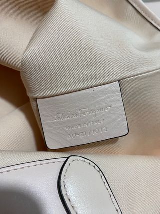 Salvatore Ferragamo Edición Limitada Vimini Floral
