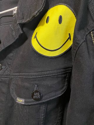 Chaqueta vaquera unisex Lee X Smiley. talla XL.
