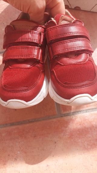 Sneakers Bisgaard in pelle num 28 in ottime condiz