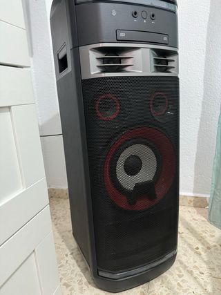 altavoz portatil 1000W.