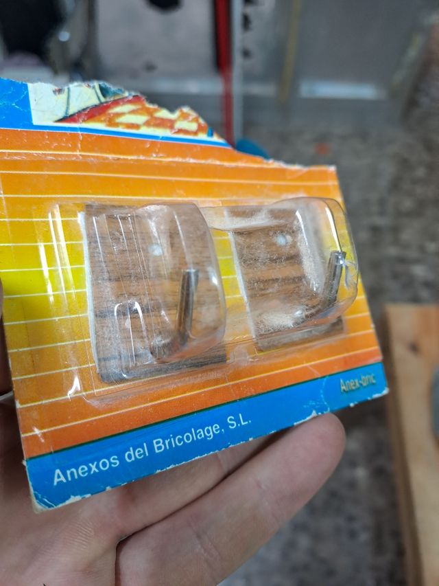 Colgadores gancho adhesivo efecto madera nuevos