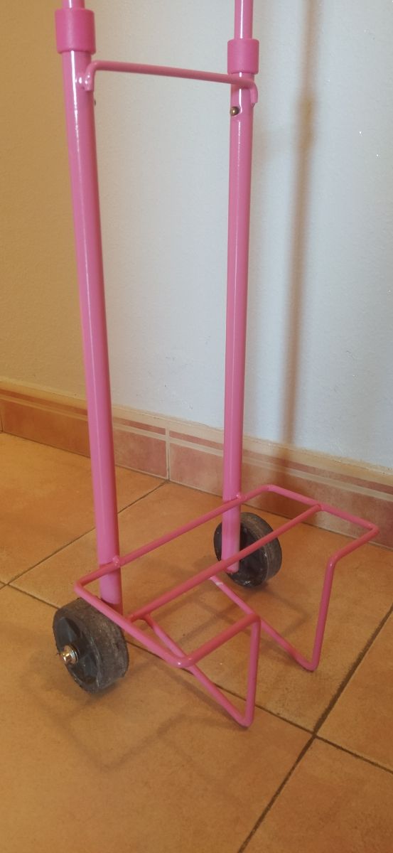 Dos carritos de mochila