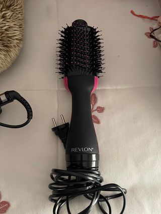 cepillo alisador revlon