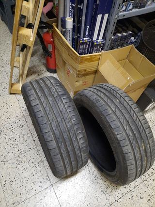 Neumaticos 215 45 17