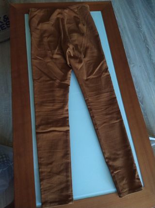 pantalón marrón h&m talla 36