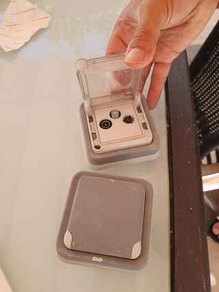 Lote enchufes y embellecedores