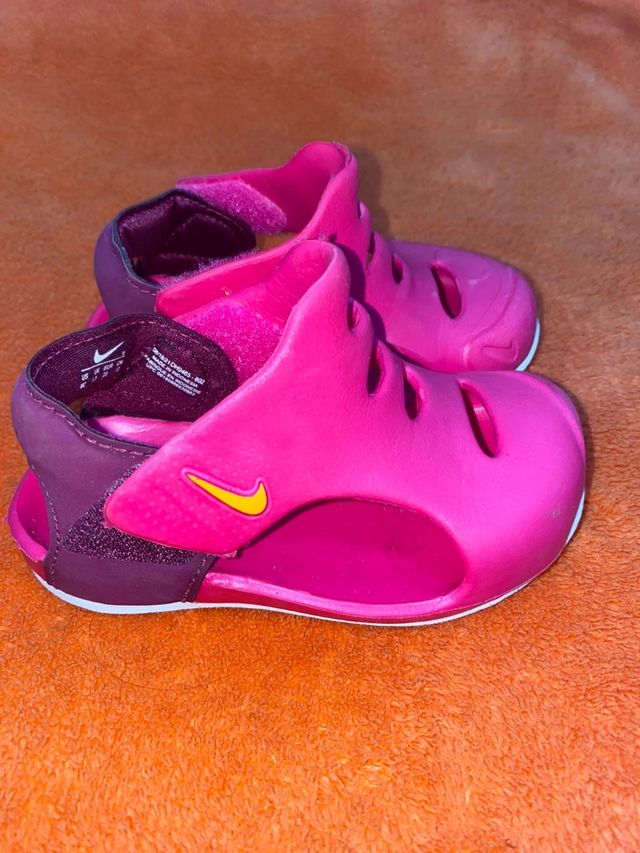 Sandalias  plástico  nike