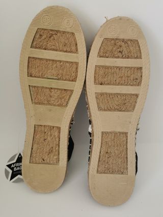 Alpargatas de yute de chica N°37-38.