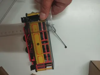 Tren de hojalata paya. juguete