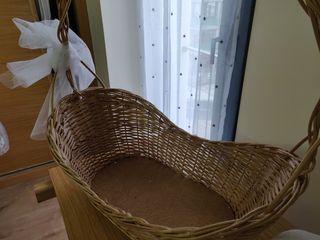 Cesta de mimbre para bodas