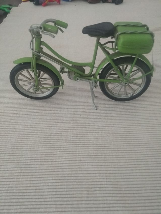 Bicicleta metálica