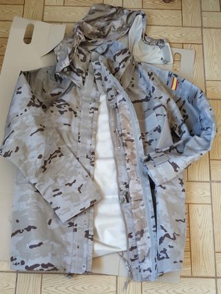 Chaqueta goretex militar