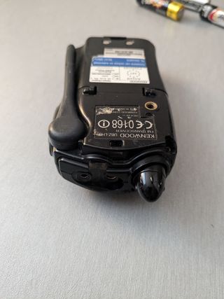 1 Walkie talkie Kenwood