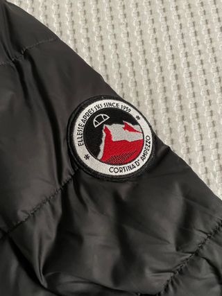 Plumifero Ellesse negro