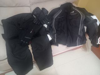 Equipamiento completa motos