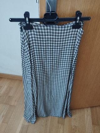 Falda larga